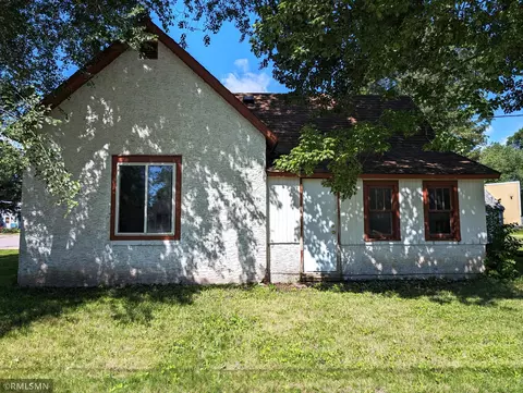 218 Pearl St E, Grey Eagle, MN 56336 photo 2