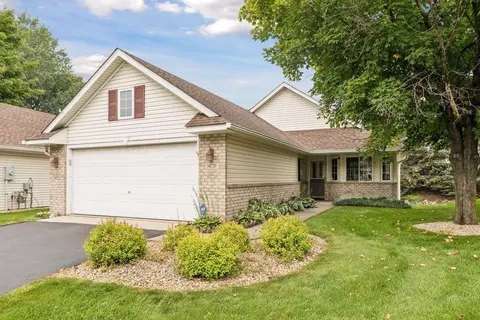 14718 Courtyard Cir, Burnsville, MN 55306