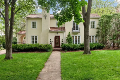 4617 Browndale Ave, Edina, MN 55424