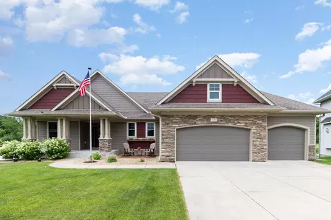 7207 103rd Ave N, Brooklyn Park, MN 55445