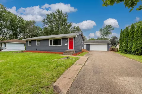 2408 Sherwood Rd, Mounds View, MN 55112