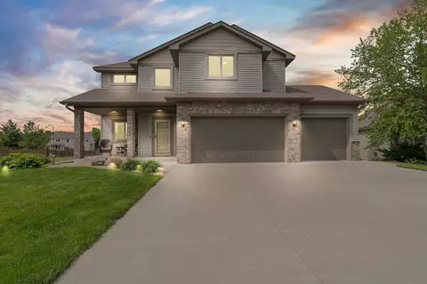 3362 Skinner St SW, Prior Lake, MN 55372