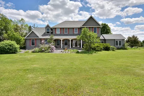 1892 22 12 St, Rice Lake, WI 54868