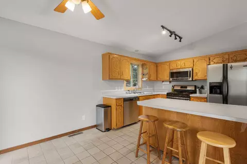 1869 Fox Run, Centerville, MN 55038 photo 16