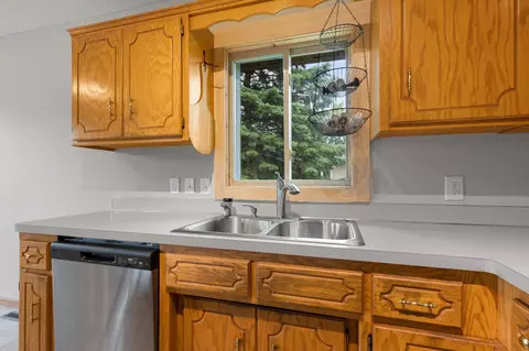 1869 Fox Run, Centerville, MN 55038 photo 20