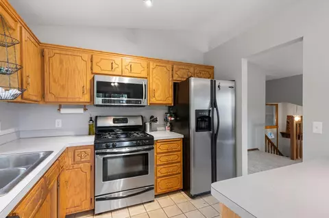 1869 Fox Run, Centerville, MN 55038 photo 19