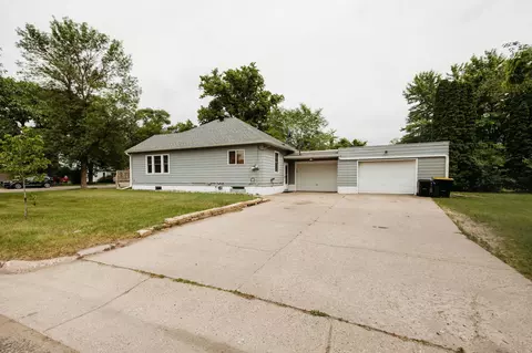 457 2nd St SW, Perham, MN 56573