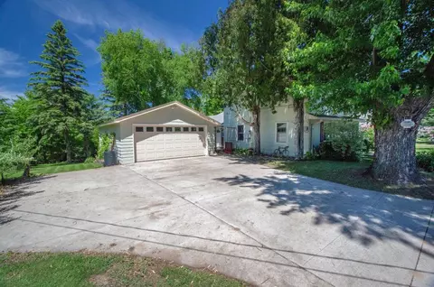 837 Bluff Ave, Brainerd, MN 56401 photo 2