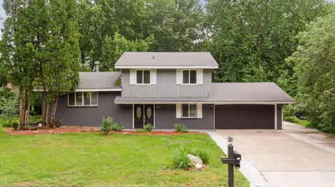 133 E Golden Lake Ln, Circle Pines, MN 55014