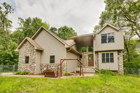 23136 Amazon St NE, Stacy, MN 55079 photo 2