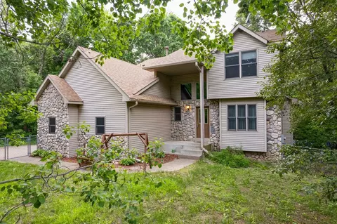 23136 Amazon St NE, Stacy, MN 55079