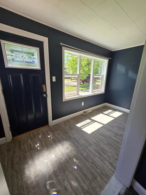 3719 E 3rd St, Superior, WI 54880 photo 7