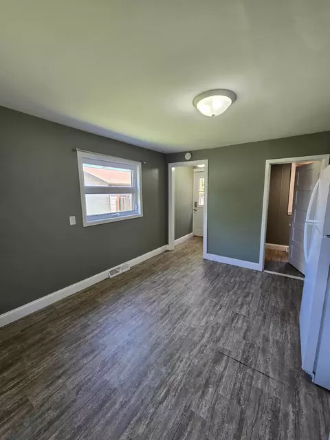 3719 E 3rd St, Superior, WI 54880 photo 4