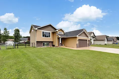 7938 384th Trl, North Branch, MN 55056
