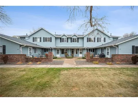 193 96th Ln NE, Blaine, MN 55434