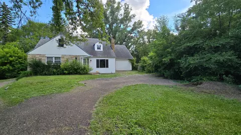 8703 Green Haven Dr, Brooklyn Park, MN 55445