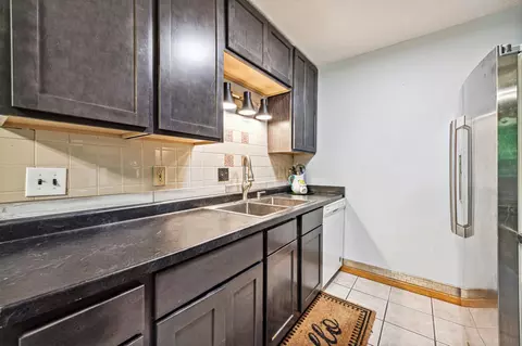 3231 Hill Ridge Dr #97, Eagan, MN 55121 photo 5