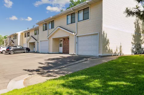 3231 Hill Ridge Dr #97, Eagan, MN 55121 photo 22