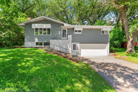 8516 Xerxes Ave S, Bloomington, MN 55431