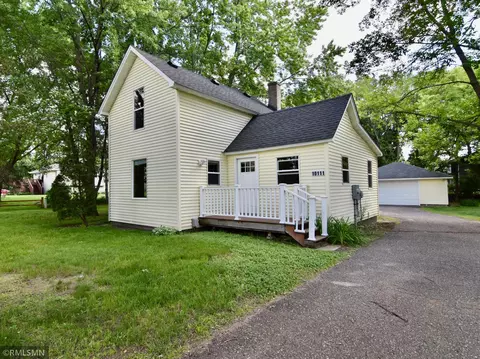 10111 French Lake Rd, Champlin, MN 55316
