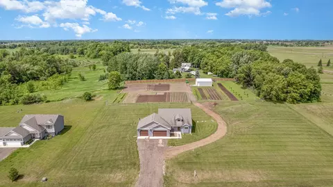 55376 Valley Ln, Pine City, MN 55063