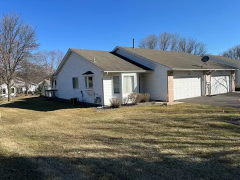 14007 Essex Ct, Apple Valley, MN 55124