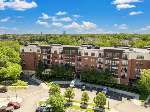 101 Saint Olaf Ave #112, Northfield, MN 55057
