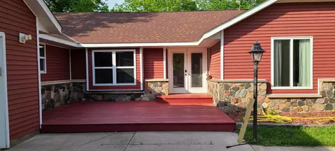 9280 Blueberry Trl, Rush City, MN 55069