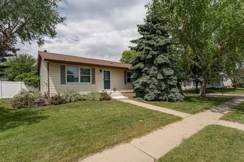 4949 22nd Ave NW, Rochester, MN 55901