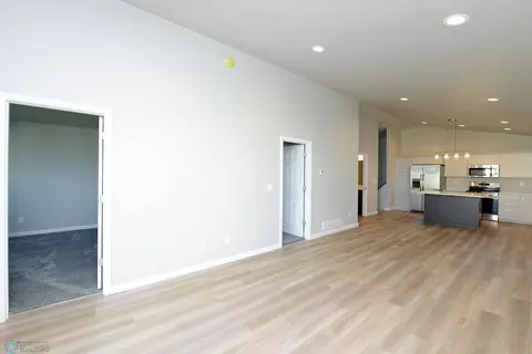6867 Thomas St, Horace, ND 58047 photo 12