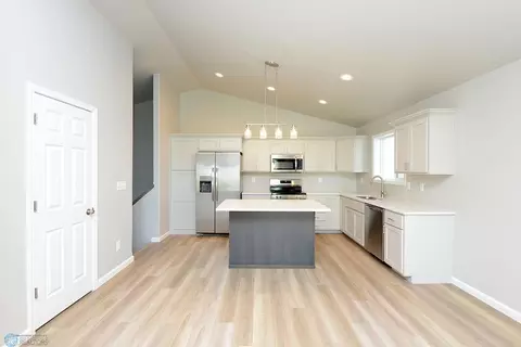 6867 Thomas St, Horace, ND 58047 photo 5