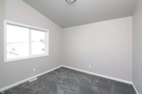 6867 Thomas St, Horace, ND 58047 photo 17