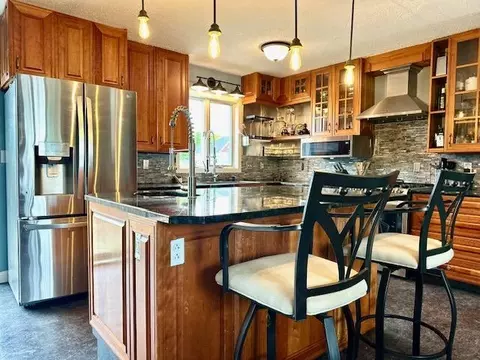 101 E Madison St, Caledonia, MN 55921 photo 4