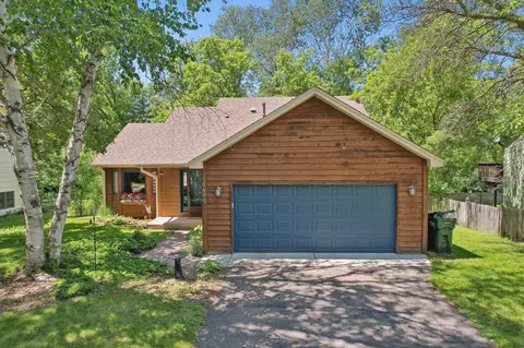 10490 Eagle St NW, Coon Rapids, MN 55433 photo 2