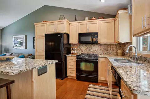 10490 Eagle St NW, Coon Rapids, MN 55433 photo 10