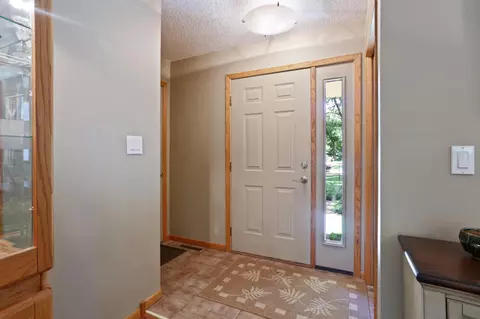 10490 Eagle St NW, Coon Rapids, MN 55433 photo 5