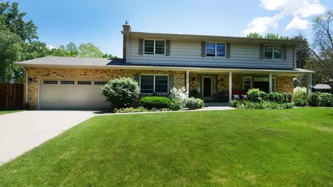 10417 Brunswick Cir, Minneapolis, MN 55438
