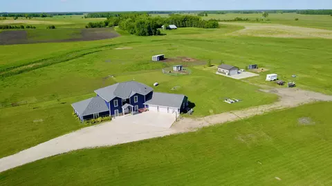 2529 Crooked Lake Ln NE, Nelson, MN 56355