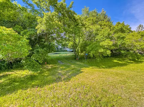 24646 Arrowhead Trl, Elysian Twp, MN 56017