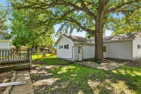 240 3rd St E, Hector, MN 55342 photo 7