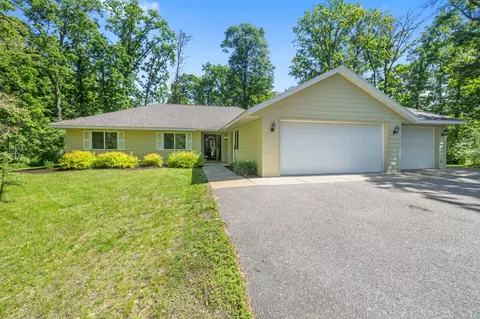 33777 Dancing Bear Dr, Crosslake, MN 56442
