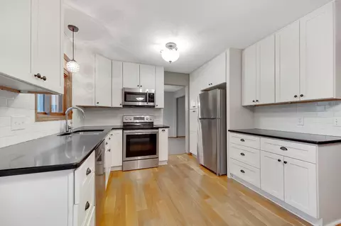 7910 110th Pl N, Champlin, MN 55316 photo 5