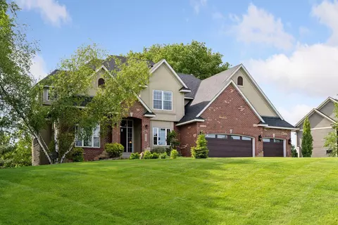 8851 Aviary Path, Inver Grove Heights, MN 55077