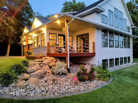 14800 Walnut Ln, Miltona, MN 56354