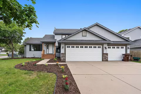 7003 Jocelyn Ave S, Cottage Grove, MN 55016