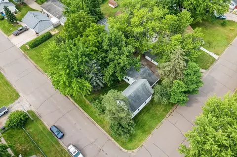 315 S Grey Ave, Rush City, MN 55069