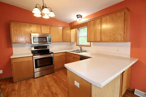 301 E Mcgonagle St, Duluth, MN 55808 photo 12