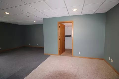 301 E Mcgonagle St, Duluth, MN 55808 photo 28