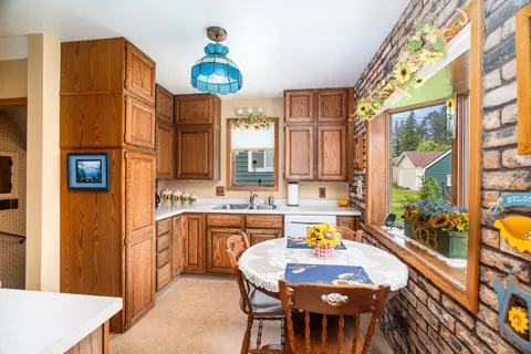 1306 N 19th Ave E, Duluth, MN 55812 photo 9