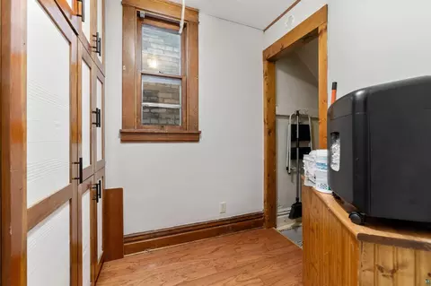 1027 E 5th St, Duluth, MN 55805 photo 11